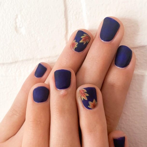 Fall Leaf Nail For Ladies