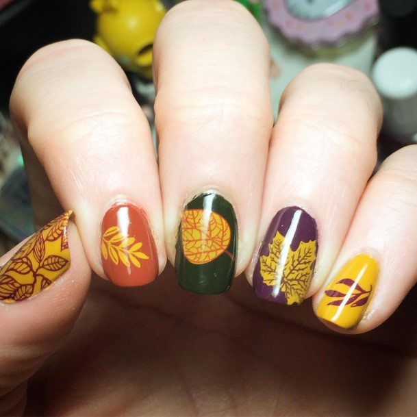 Fall Leaf Womens Nail Designs