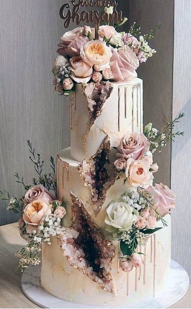 Fancy Geode Design Cake With Blush Roses Wedding Cake Ideas