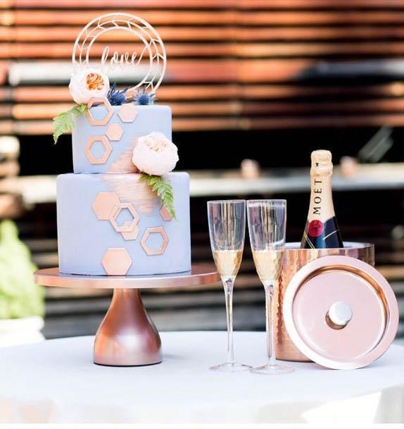 Fancy Rose Gold Cake Design Wedding Decor Ideas