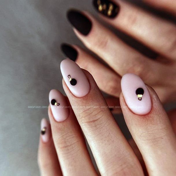 Fantastic Black Dress Nail For Women