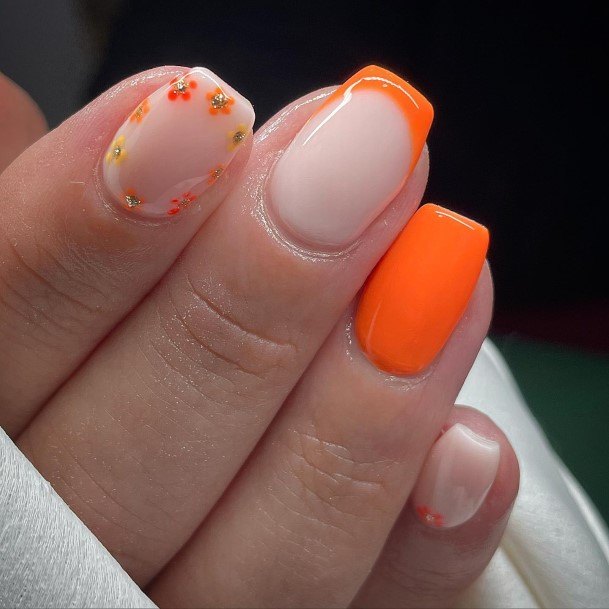 Fantastic Coral Nail For Women