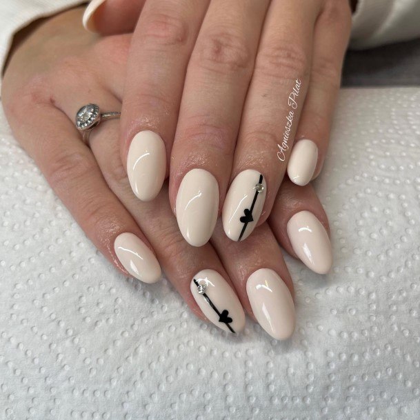 Fantastic Cream Nail For Women