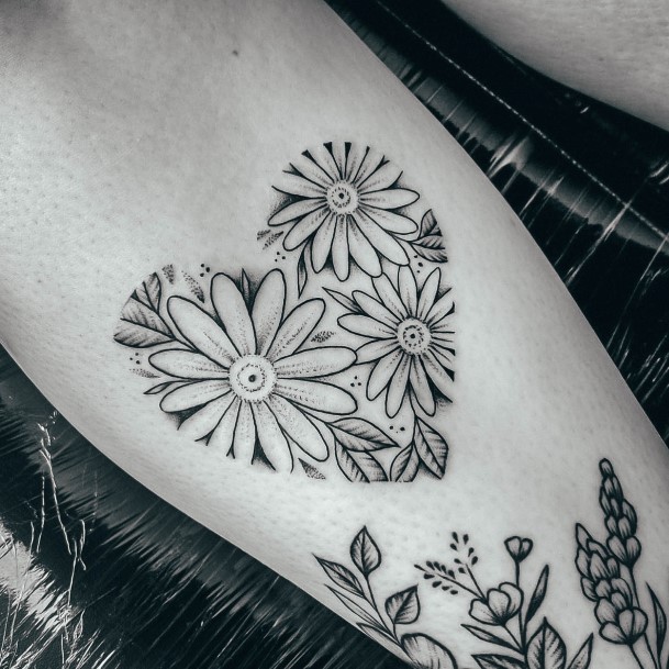 Fantastic Daisy Tattoo For Women Heart Shaped