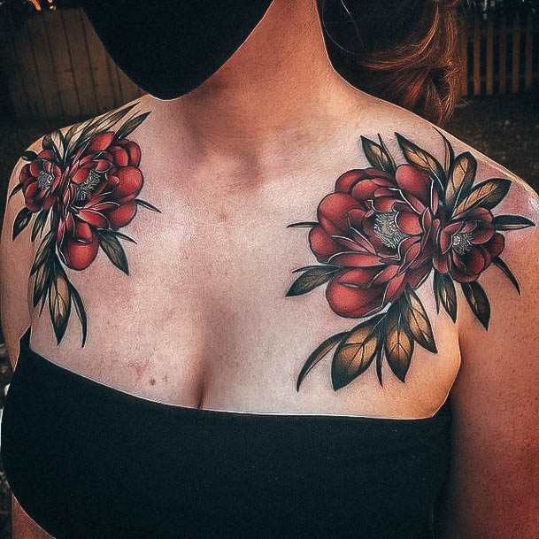 Fantastic Flower Shoulder Tattoo For Women