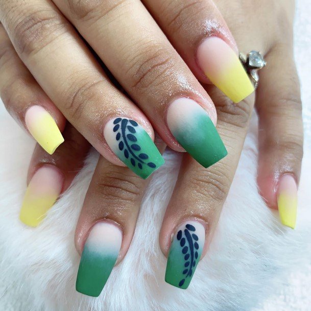 Fantastic Green And Yellow Nail For Women