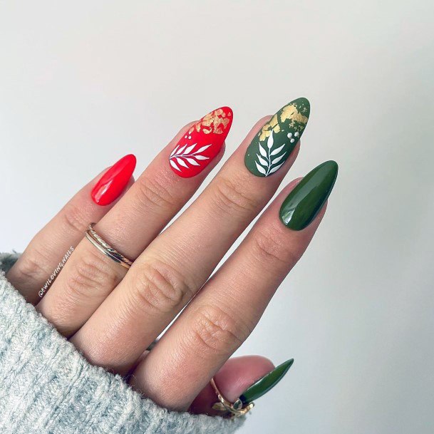 Fantastic Green Dress Nail For Women