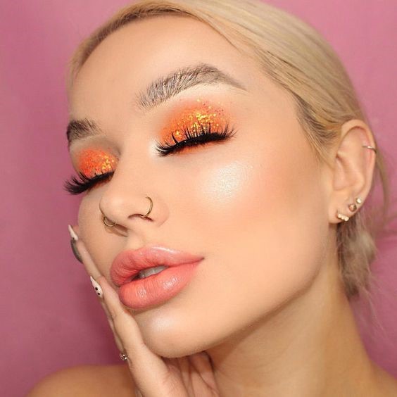 Fantastic Neon Eye Makeup For Women