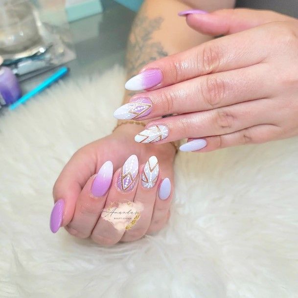 Fantastic Purple Ombre Nail For Women