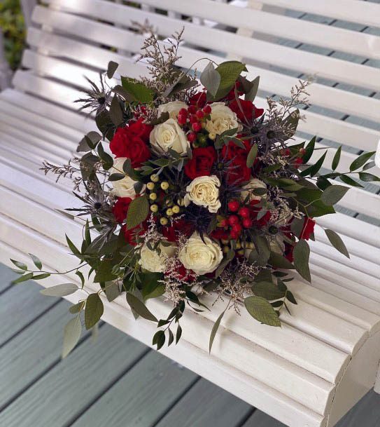 Fantastic Red And White Rose Flowers Bunch Wedding