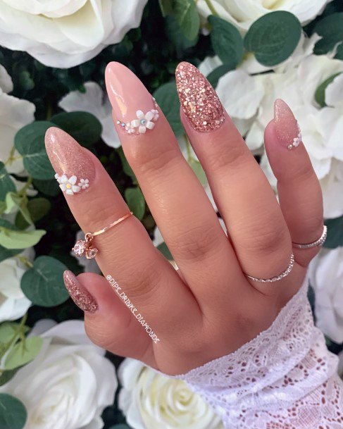 Fantastic Rose Gold Nail For Women