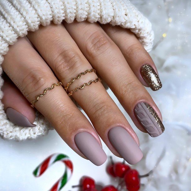 Fantastic Silver Nail For Women