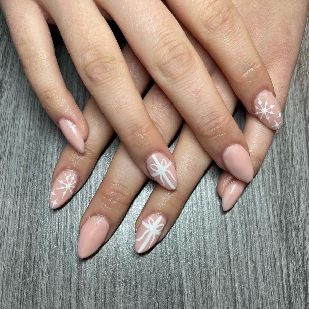 Fantastic White And Nude Nail For Women