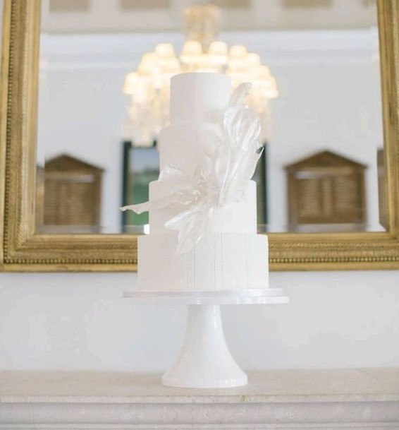 Feathery Wedding Cake White