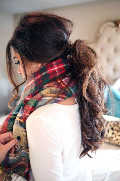 Female Autumn Hair Ideas Chestnut Colored Long Hair With Loose Low Pony