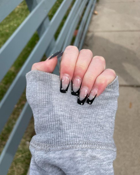 Female Cool Black French Tip Nail Ideas