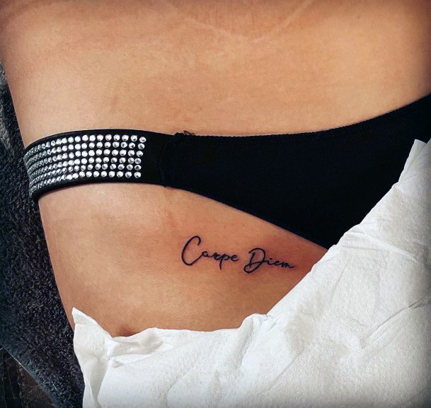 Female Cool Carpe Diem Tattoo Ideas