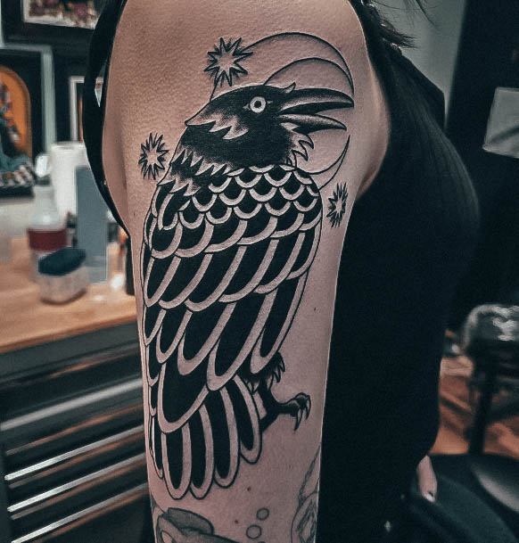 Female Cool Crow Tattoo Ideas