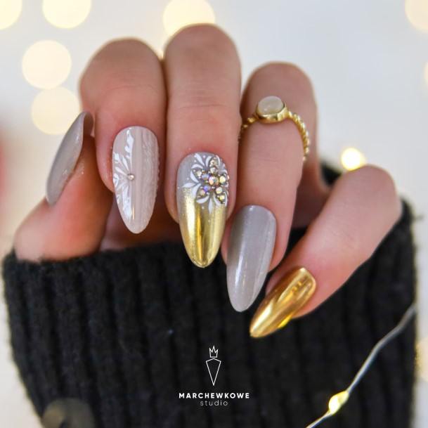 Female Cool Gold Ombre Nail Design