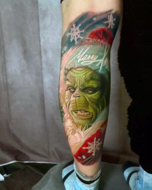 Female Cool Grinch Tattoo Ideas