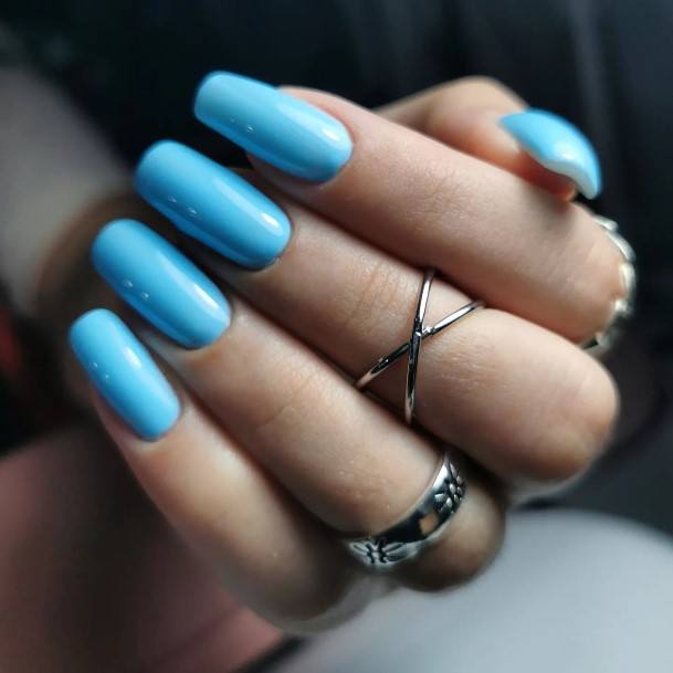 Female Cool Light Blue Nail Ideas