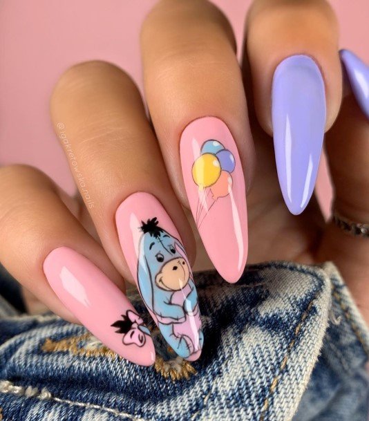 Female Cool Lilac Nail Ideas