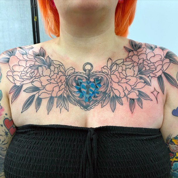 Female Cool Locket Tattoo Ideas