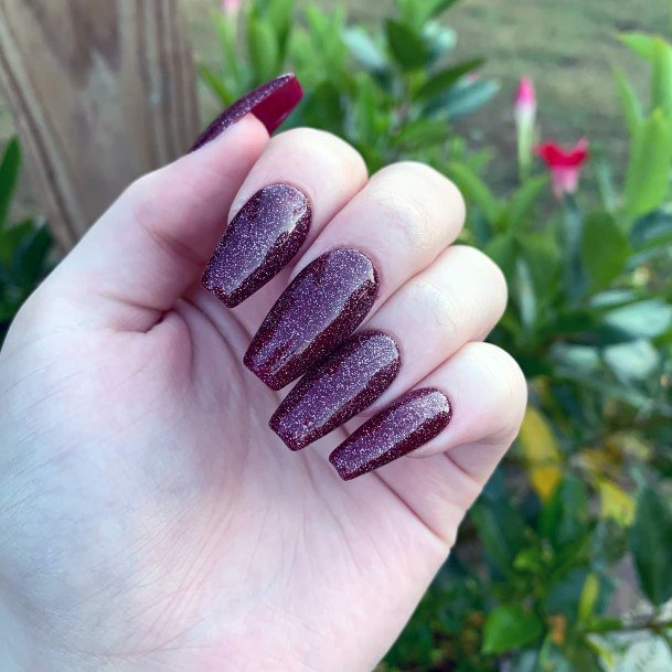 Female Cool Maroon Glitter Nail Design