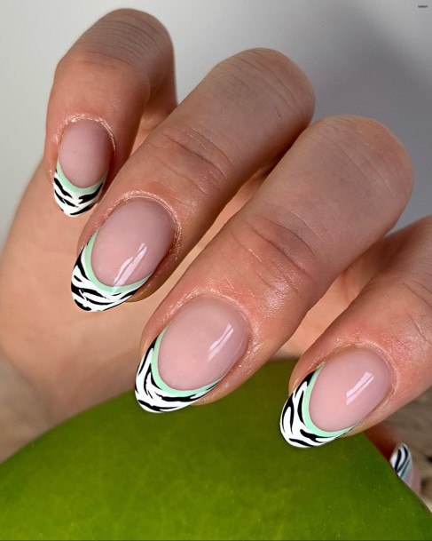 Female Cool Monochrome Nail Ideas