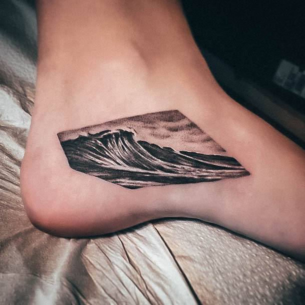 Female Cool Ocean Tattoo Ideas