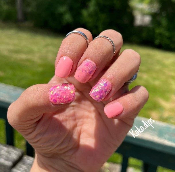 Female Cool Peach And Pink Nail Ideas