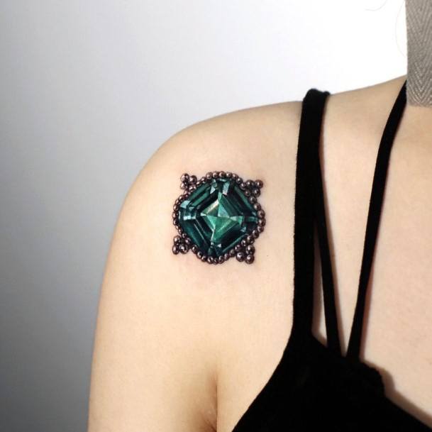 Female Cool Pendant Tattoo Ideas