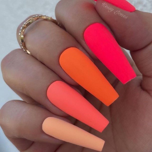 Female Cool Pink Ombre Nail Ideas