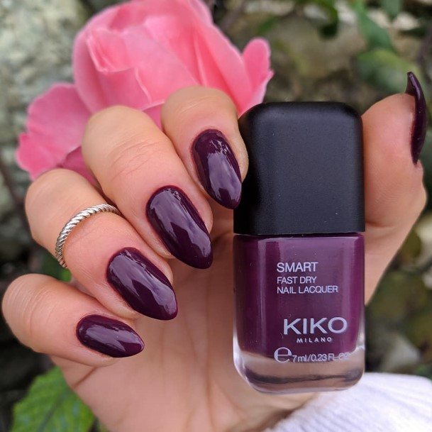 Female Cool Plum Nail Ideas