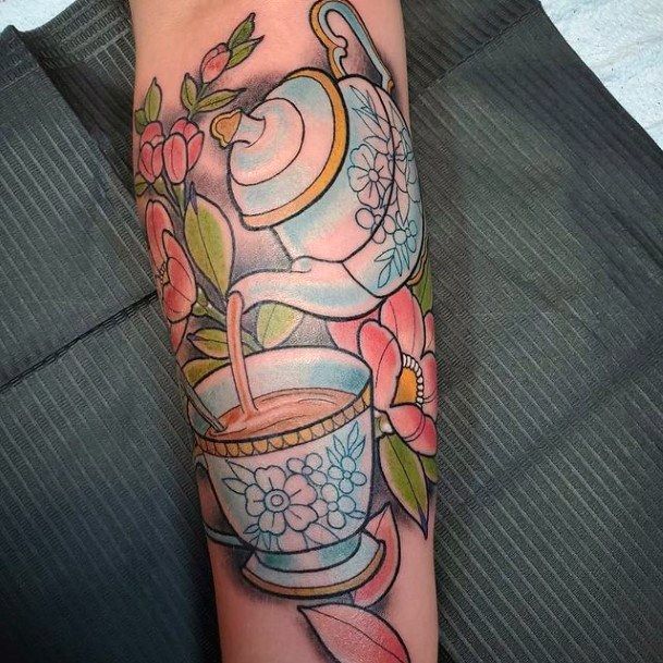 Female Cool Pottery Tattoo Ideas