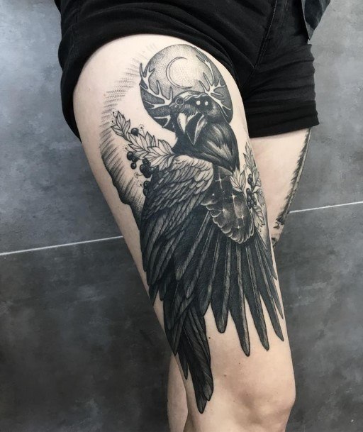 Female Cool Raven Tattoo Ideas Thigh