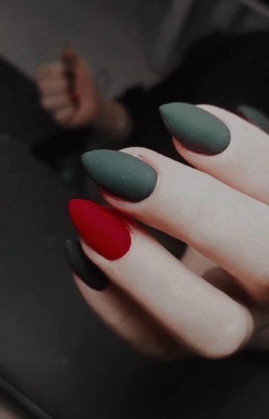 Female Cool Red And Black Matte Nail Ideas