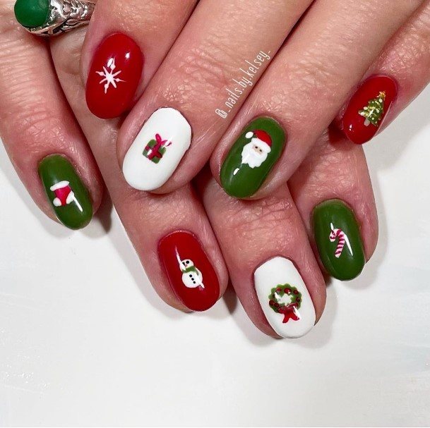 Female Cool Red And Green Nail Design