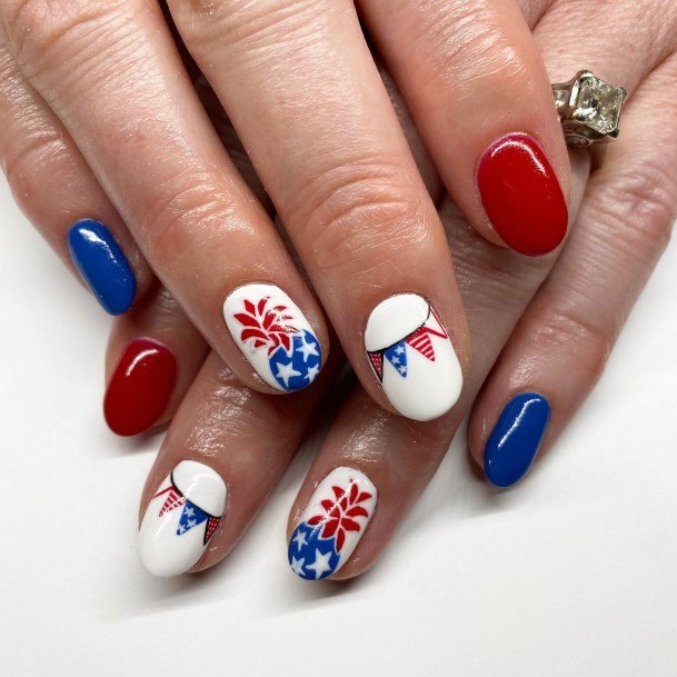 Female Cool Red White And Blue Nail Ideas