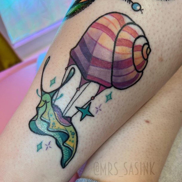 Female Cool Snail Tattoo Ideas