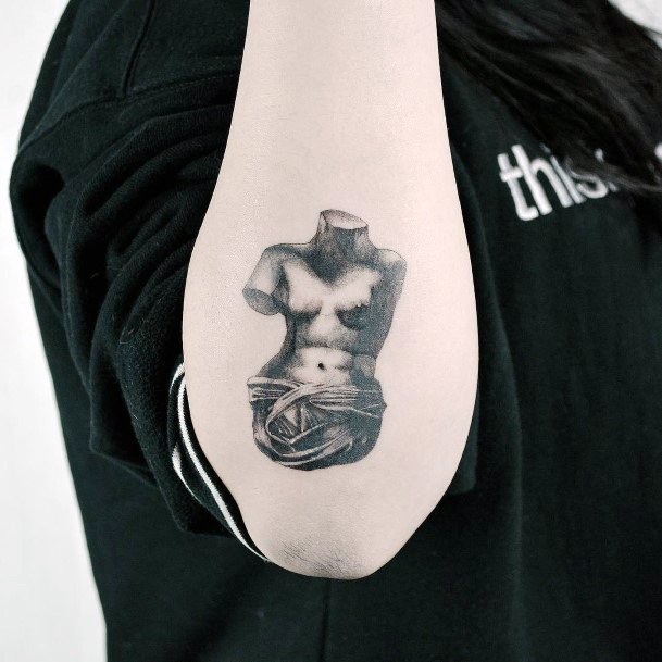 Female Cool Statue Tattoo Ideas