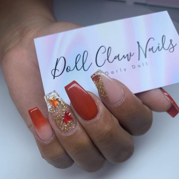 Female Cool Thanksgiving Nail Ideas