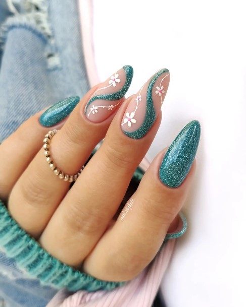 Female Cool Turquoise Ombre Nail Ideas