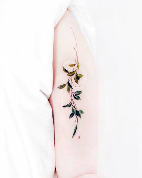 Female Leaf Tattoos