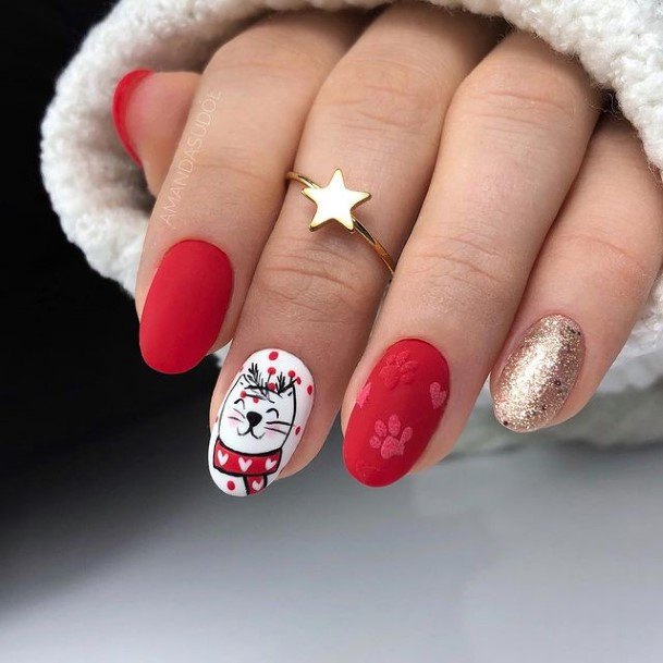 Female Red Glitter Nails