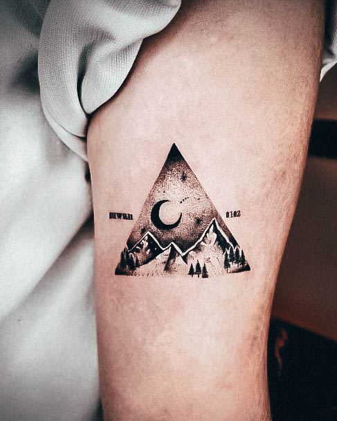 Top 100 Best Triangle Tattoos For Women - Geometric Shape Design Ideas