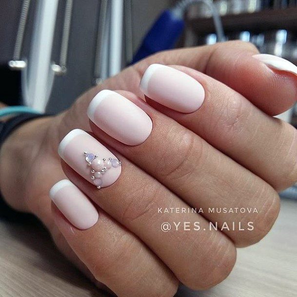 Female White Dress Nails