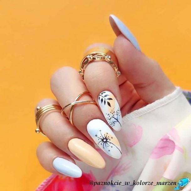 Female White With Flowers Nails