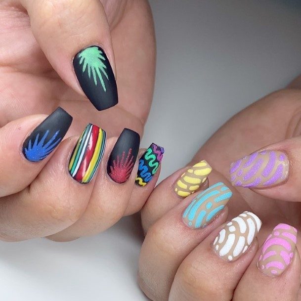 Females Cinco De Mayo Nails