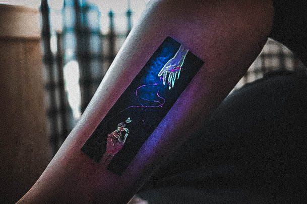 Females Glow In The Dark Tattoos Blackwork Negative Space